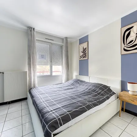 Lumineux A Deux Pas D Aeroport Apartamento *